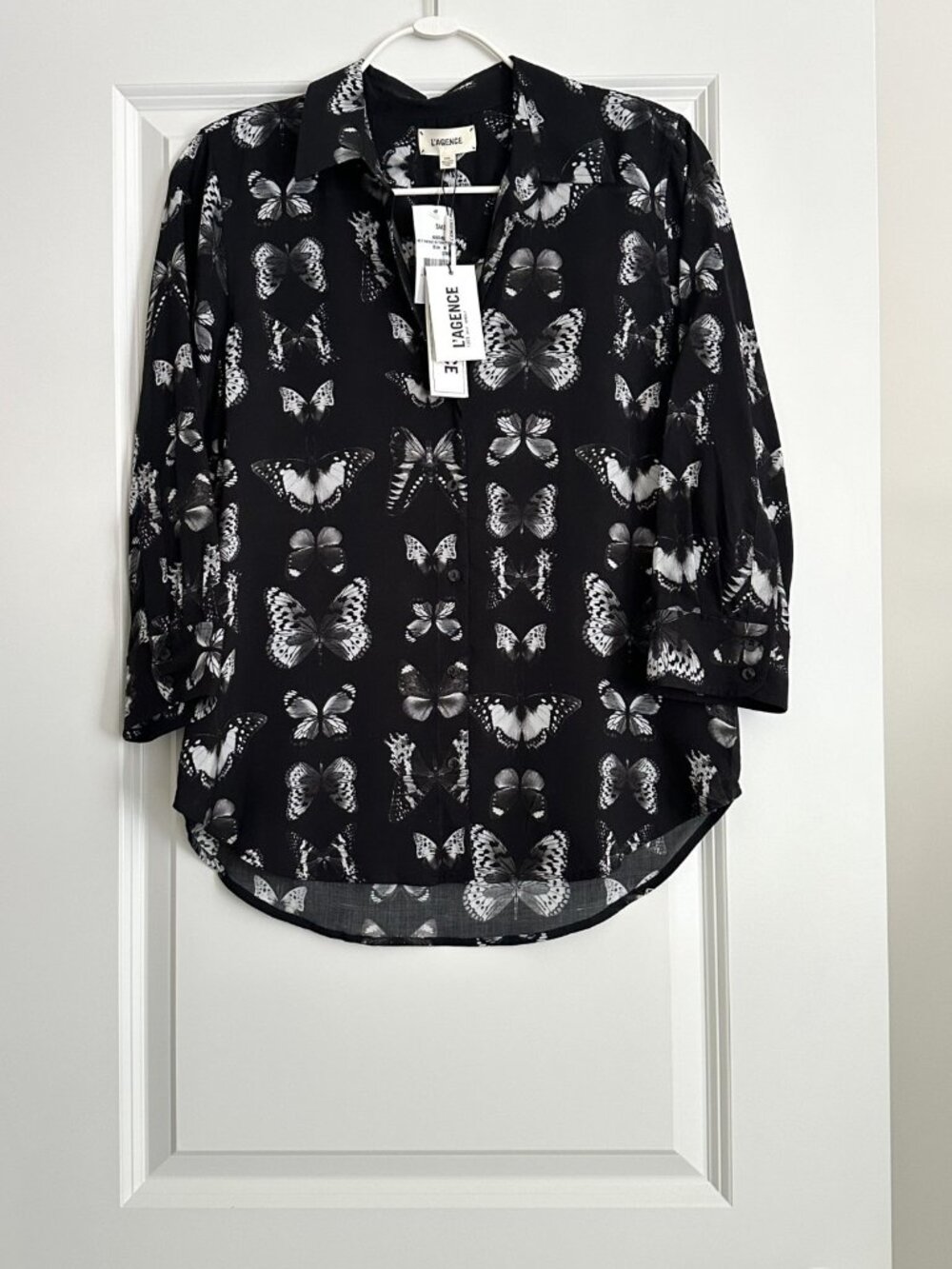 NWT L'AGENCE Vintage Butterfly 3/4 Sleeve Button Blouse in Black Multi Size M